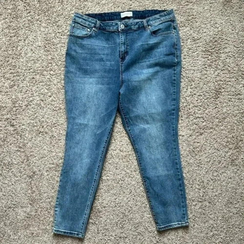 ELOQUII I Denim Jeans Blue Wash Straight Leg I Women Size‎ 20 Short